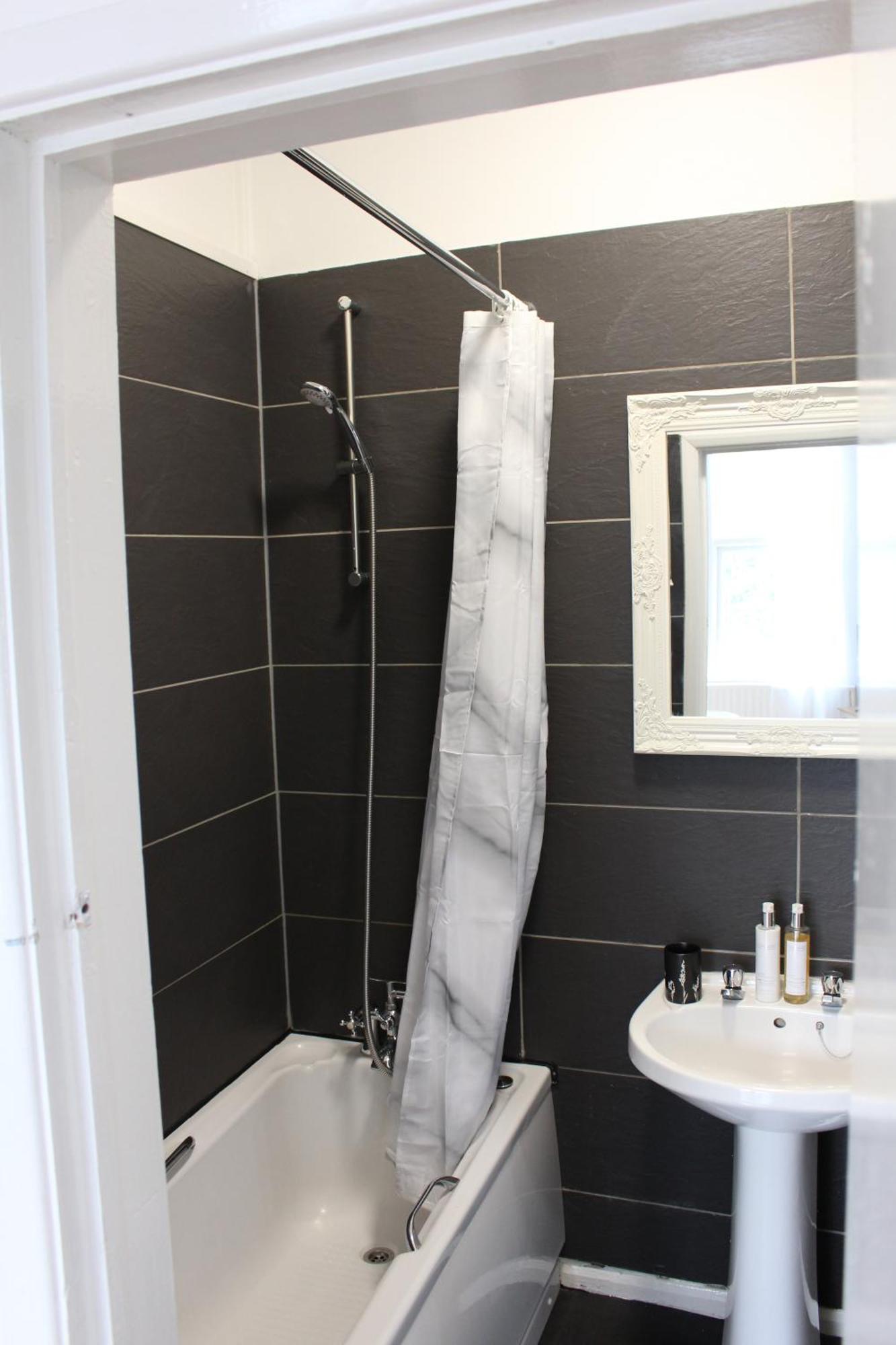 Flat 5, Westhill Apartment Leeds  Exterior photo